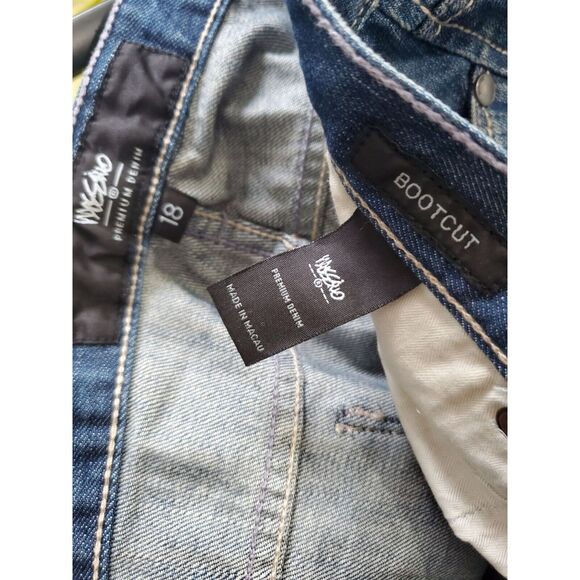 Mossimo Jeans Womens 18 Plus Size Bootcut Medium Wash Mid Rise Denim Bottoms - Picture 9 of 9